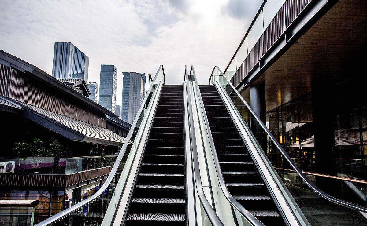 重载公交型自动扶梯（天桥）